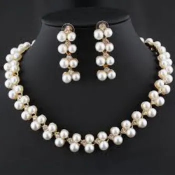 Pearl Necklace